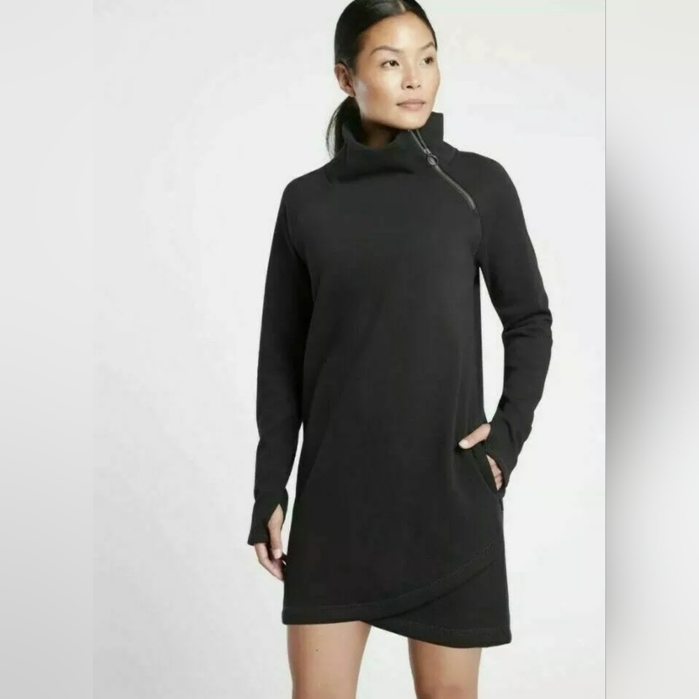 Athleta cozy karma asym sweatshirt dress in black. Size Sm. EUC.